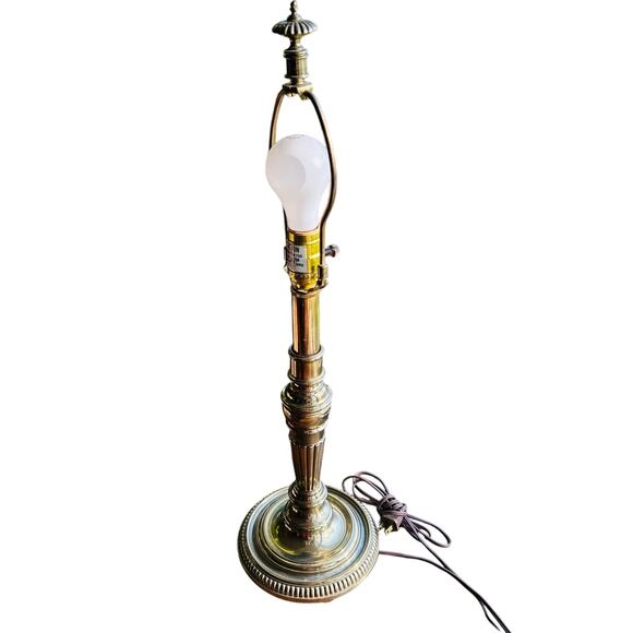 VINTAGE BRASS STIFFEL TABLE LAMP CANDLE STICK STYLE 24”H - Picture 4 of 11